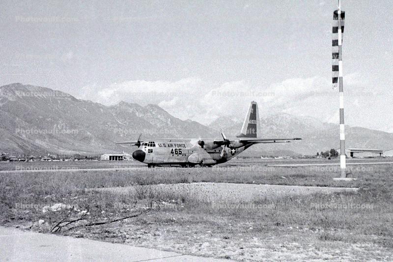 70456, 465, Lockheed C-130 Hercules, 1950s