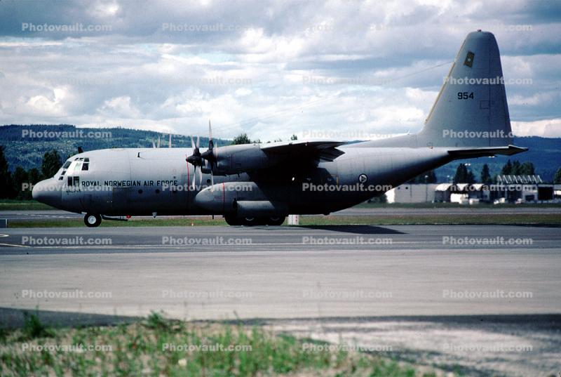 954, Royal Norwegian Air Force, Lockheed C-130H Hercules, Calder, Luftforsvaret