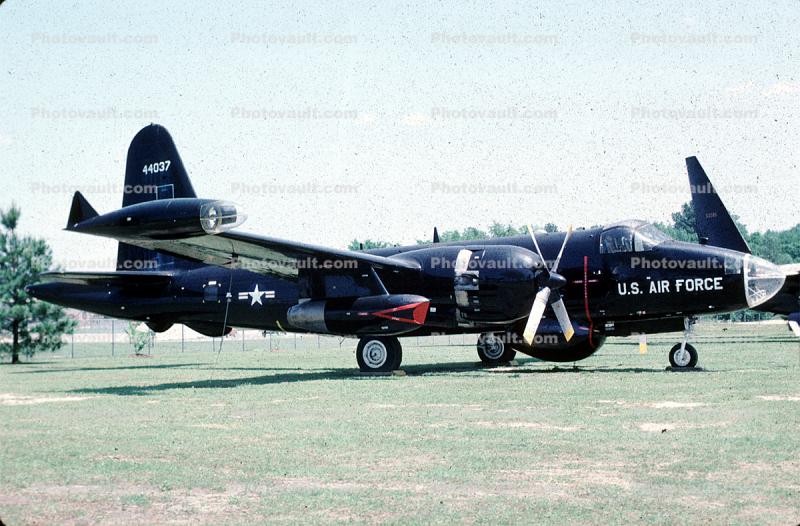 44037, Lockheed P-2V Neptune, USAF