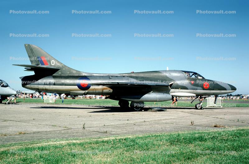 XL614, Hawker Hunter, British jet fighter aircraft of the 1950s and 1960s, 1960s