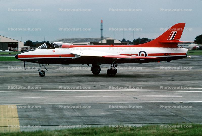 XE601, Hawker Hunter, British jet fighter aircraft of the 1950s and 1960s, 1960s