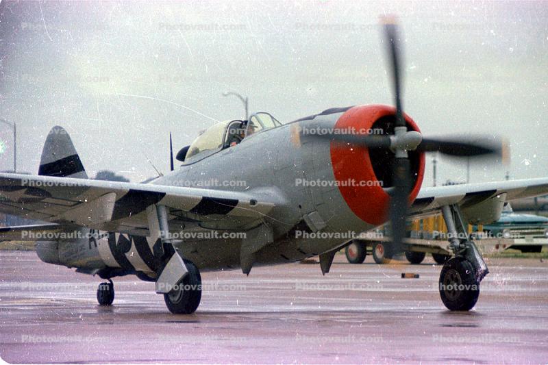 Republic P-47 Thunderbolt, spinning prop, propeller