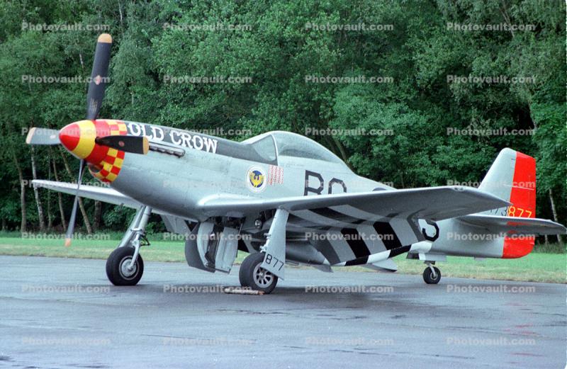 Old Crow, North American P-51D Mustang, tailwheel, D-Day Invasion Stripes, Identification Markings