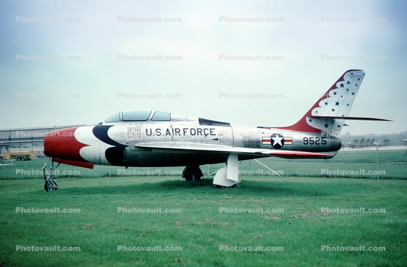 9525, Republic F-84F Thunderstreak