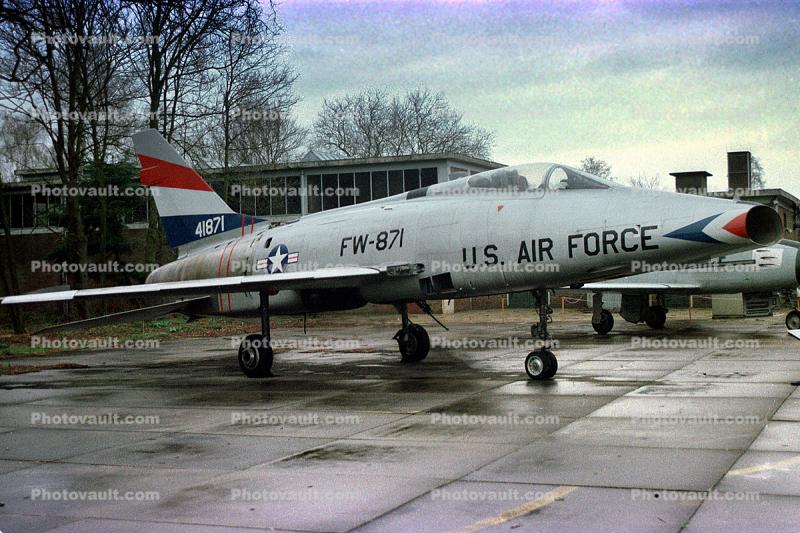 FW-871, North American F-100 Super Saber, 41871