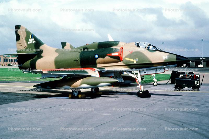 M32-24, TUDM, A-4PTM Skyhawk, Royal Malaysian Air Force, RSAF, milestone of flight