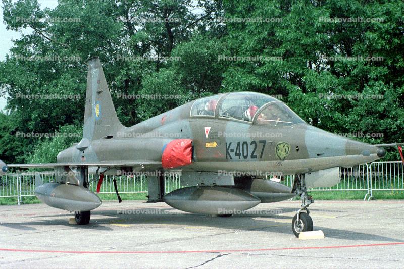 K-4027, Northrop (Canadair) NF-5B (CL-226) Tiger, Military Jet Fighter, Royal Netherlands Air Force, Arnhem - Deelen (EHDL), June 11, 1983, 1980s