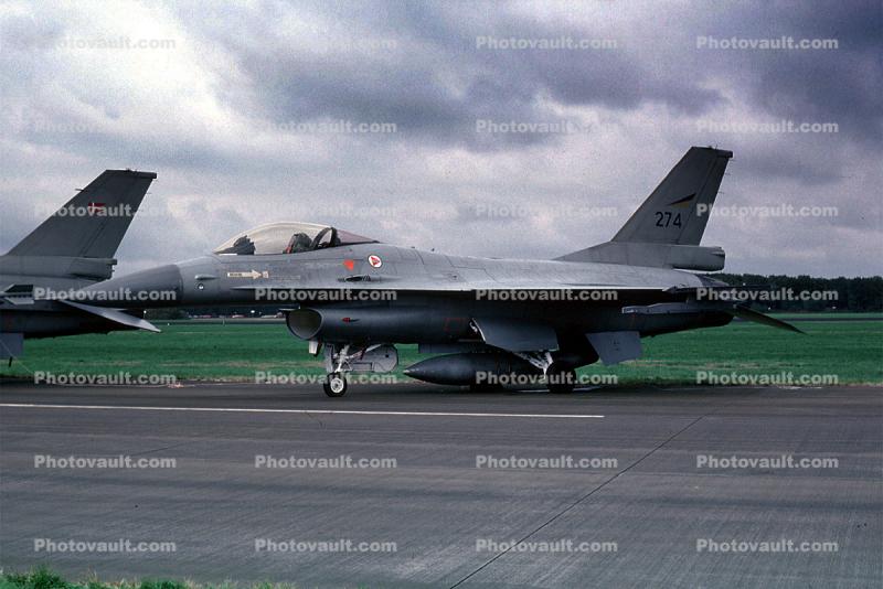 274, Lockheed F-16 Fighting Falcon