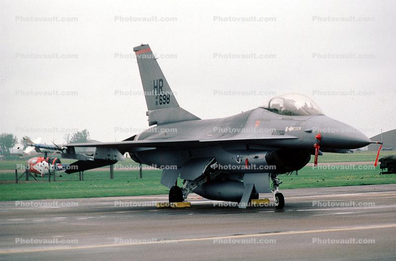 HR-698, Lockheed F-16 Fighting Falcon