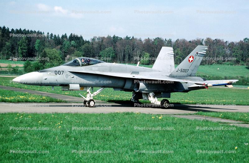 Swiss Air Force, F-18 Hornet, J-5007