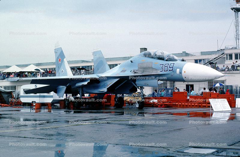 389, MiG-29, "Fulcrum", Russian Jet Fighter Aircraft, Air Superiority, International Paris Air Show, Le Bourget