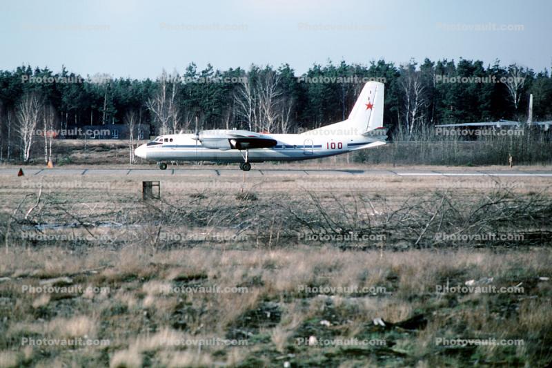 100, Antonov An-24