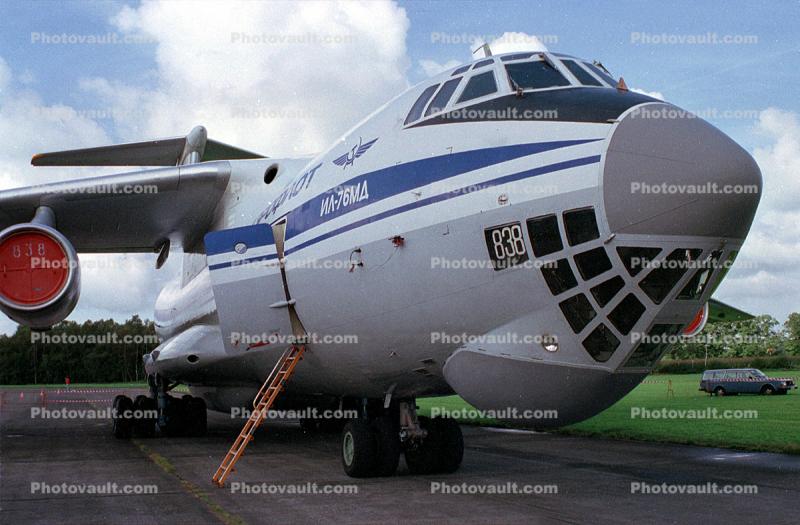 838, Ilyushin IL-76