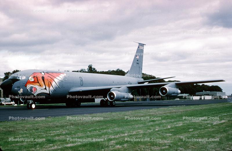 KC-135E, Stratotanker, Tiger Face markings, 59-1456, 141st ARW, New Jersey ANG, noseart