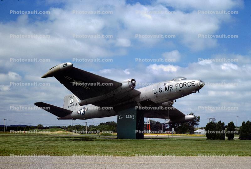 0-21426, ANG, Martin RB-57, Ole Sarge, Kellog Airport, Battle Creek Michigan, July 1978, 1970s