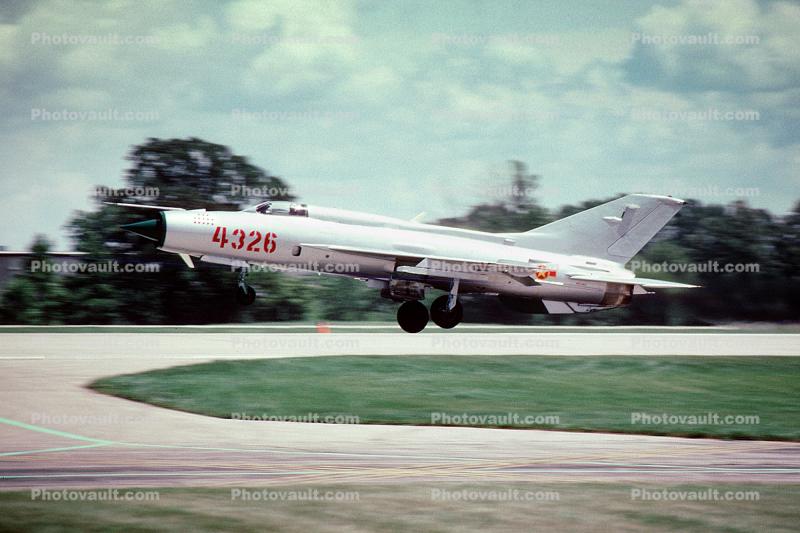 N21MG, 4326, Cheng Du F-7, Chinese Fighter Aircraft, 1992