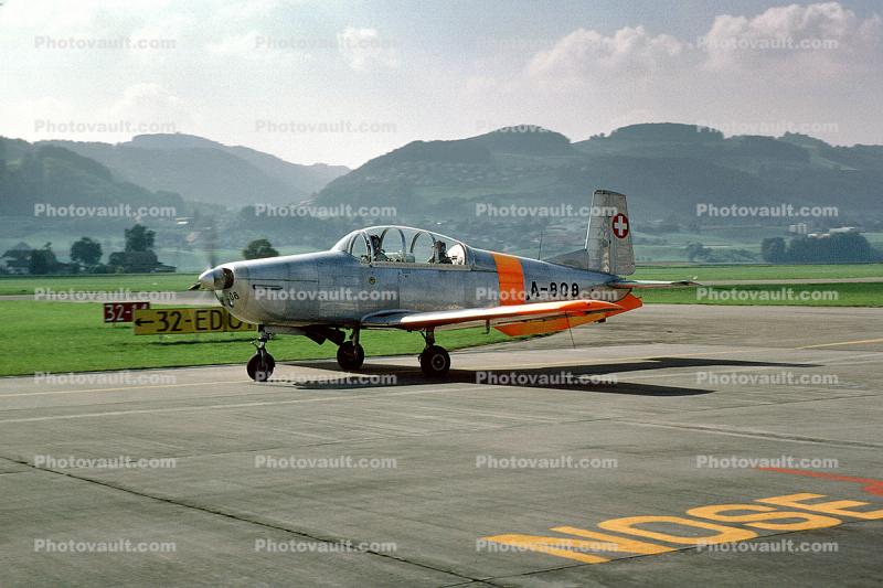A-808, Pilatus P-3, training aircraft, trainer, Swiss Air Force, milestone of flight