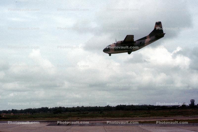 Fairchild C-123 Provider, Vietnam Nam War, 1960s