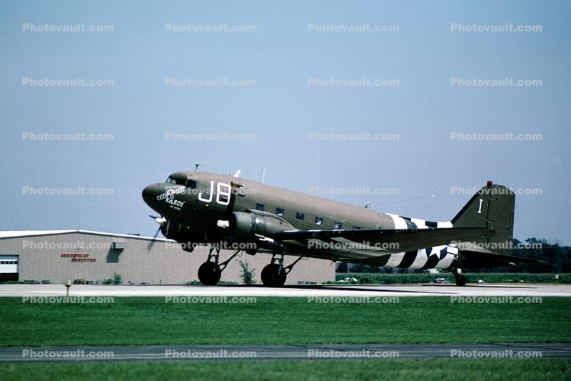Douglas C-47D Skytrain, 476582, USAF, Kilroy Is Here, J8, D-Day stripes, 44-76582