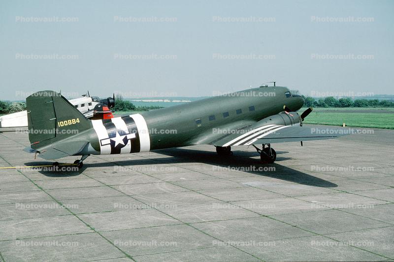 100884, Douglas C-47, USAF