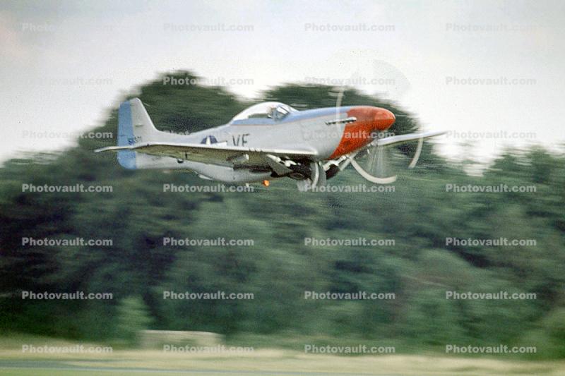 P-51D Propeller Spinning, airborne, flying, flight