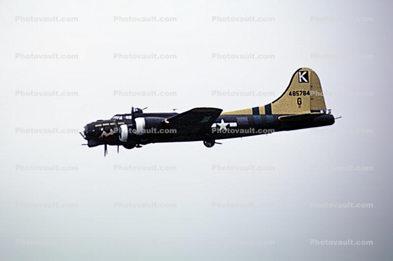 B-17 Airborne