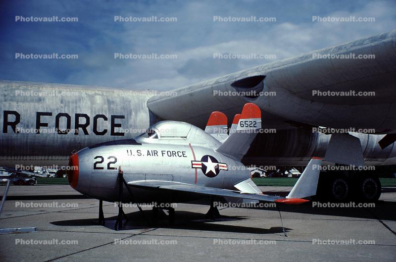 6522, Parasite Fighter, B-36 Peacemaker