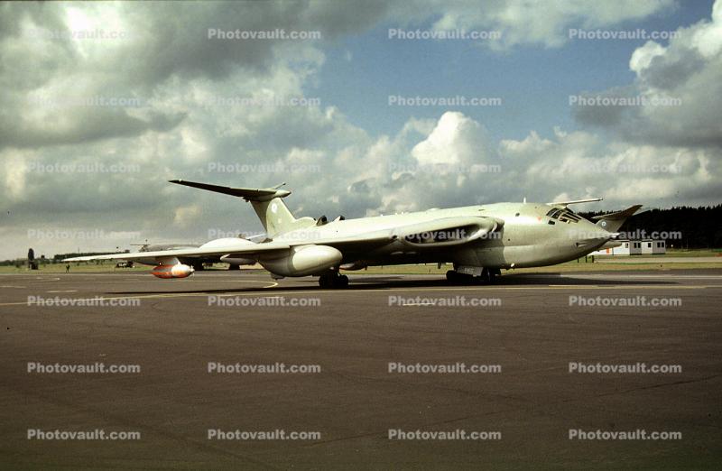 Handley Page Victor, Strategic Nuclear Bomber, V-series bombers, Jet, Airplane, Aircraft