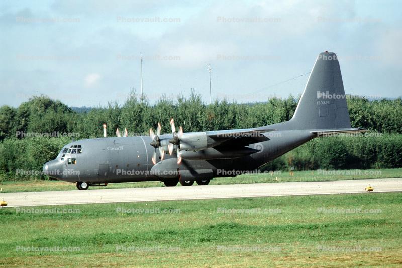 130325, CC-130E Lockheed Hercules, RCAF