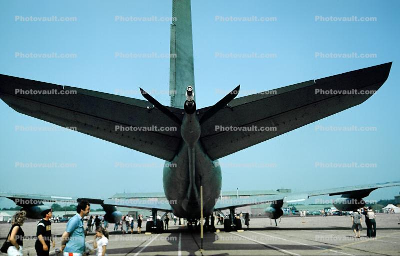 USAFE, tailplane, KC-135 refueling boom, fins