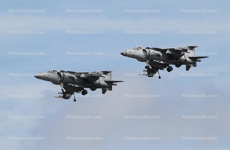 AV-8B Harrier, Formation Flight