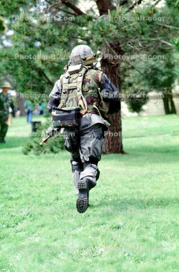 Soldier running, Monterey, Operation Kernel Blitz, urban warfare training