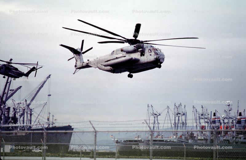 ships, Sikorsky CH-53E Super Stallion, flight, flying, urban warfare training, Operation Kernel Blitz
