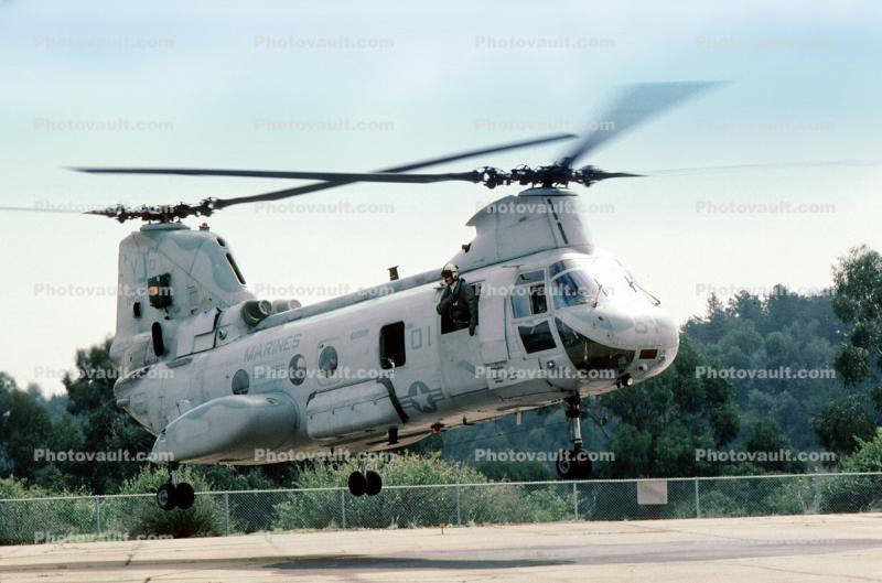Taking-off, Operation Kernel Blitz, Boeing CH-46 Sea Knight, urban warfare training