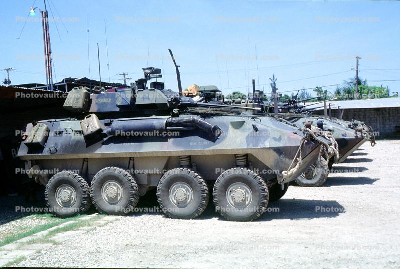 LAV-25, Wheeled Tanks, canon, Light Armored Vehicle, eight-wheeled amphibious reconnaissance vehicle