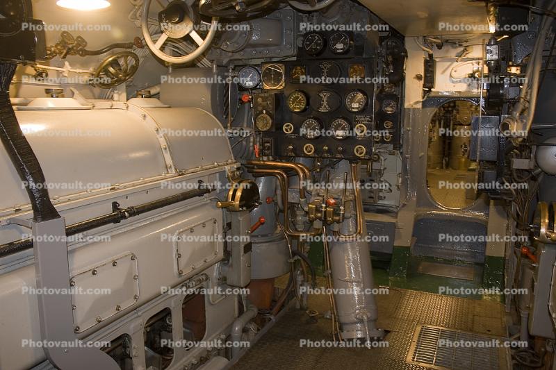 Engines Room, Diesel-Electric, USS Pampanito (SS-383), Balao class Submarine, WW2, WWII, United States Navy, USN