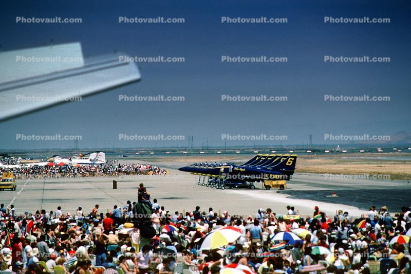 Crowds, Audience, The Blue Angels, A-4 Skyhawk, Spectators, 3 July 1983