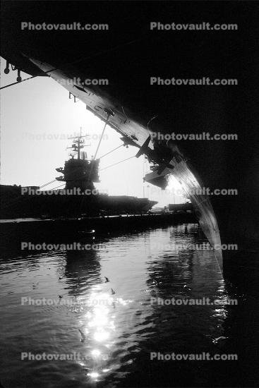 USS Enterprise (CVN-65), March 1984, 1980s, 4 March 1984