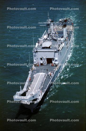 LST 1184 Frederick, Newport Class Tank Landing Ship (LST), vessel, hull, ship, warship