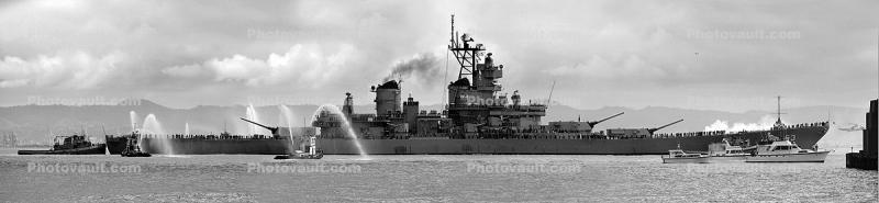 USS Missouri Battelship, (BB-63), Panorama, Fireboat Spraying Water, Poughkeepsie (YTB-813) Tugboat