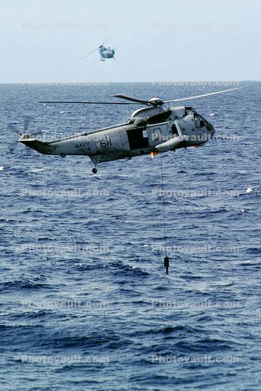 Dip Sonar, ASW patrol, Sikorsky SH-3 Sea King, hydrophone