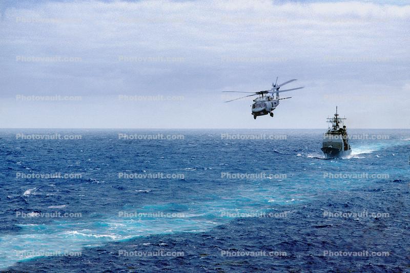 Sikorsky SH-60B Seahawk, USS Valley Forge (CG-50), Ship, Ticonderoga-class cruiser, Aegis combat system