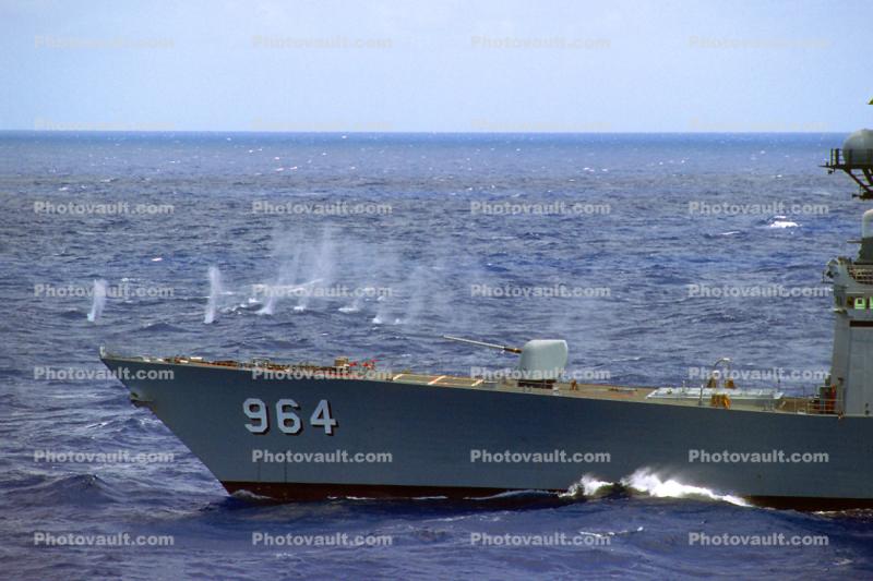 Bullets Hitting the Water, 5"/54 RF Cannon, USS Paul F. Foster (DD-964), Spruance-class Destroyer, Artillery, gun