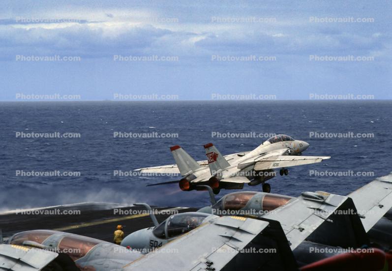 105 Grumman F-14 Tomcat taking-off