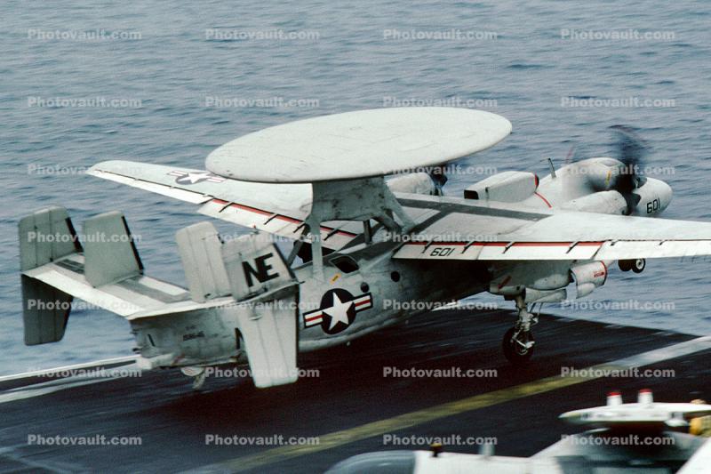 Grumman E-2C Hawkeye, 601