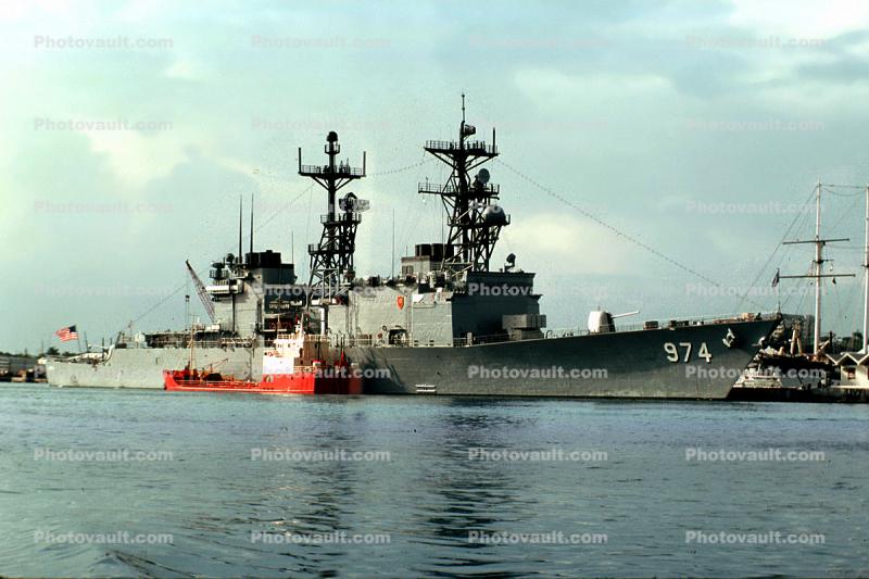 USS Comte de Grasse (DD-974), Spruance-class destroyer
