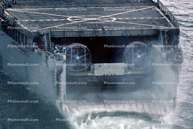 an LCAC with a face, USS Fort Fisher (LSD-40), Pareidolia, wilderment of a face