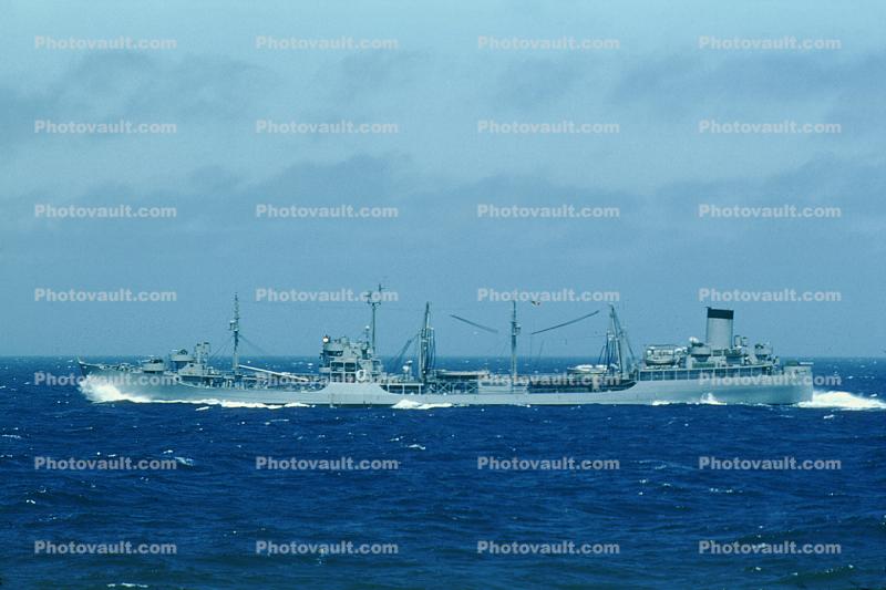 Oil Tanker, at Sea, oiler, replenishment, USN, United States Navy, Ship, vessel, hull, USS Cacapon (AO-52), Cimarron-class fleet oiler