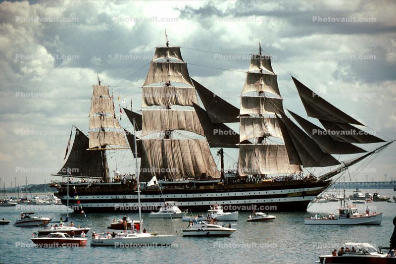 Amerigo Vespucci, Italian Sailing Ship, full rigged sail, boats