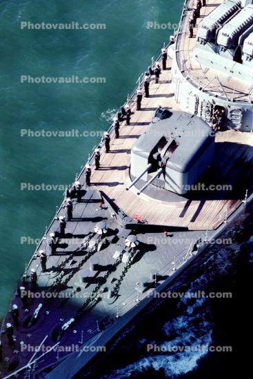 Chilean destroyer Blanco Encalada (D15), Chile, Cannon, guns, Artillery, gun